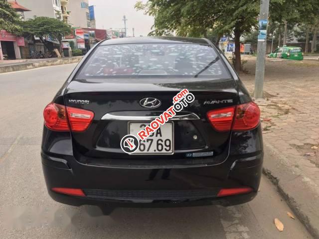 Bán Hyundai Elantra đời 2014, màu đen như mới-1