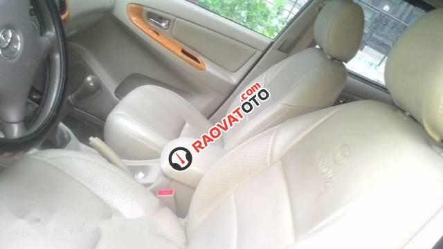 Bán Toyota Innova sản xuất 2009 số sàn, 420tr-2