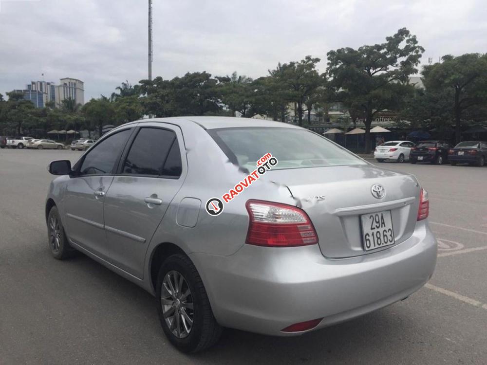 Cần bán lại xe Toyota Vios 1.5 E đời 2012, màu bạc còn mới-7