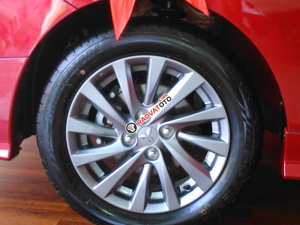 Bán Mitsubishi Attrage đời 2017, màu đỏ, nhập khẩu nguyên chiếc-5