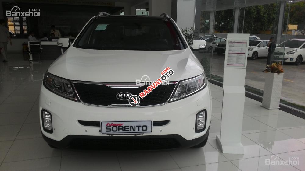 Bán ô tô Kia Sorento đời 2018, chỉ cần trả trước 300tr, hỗ trợ ngân hàng 90%, LH 0915253588 phục vụ tốt nhất-2