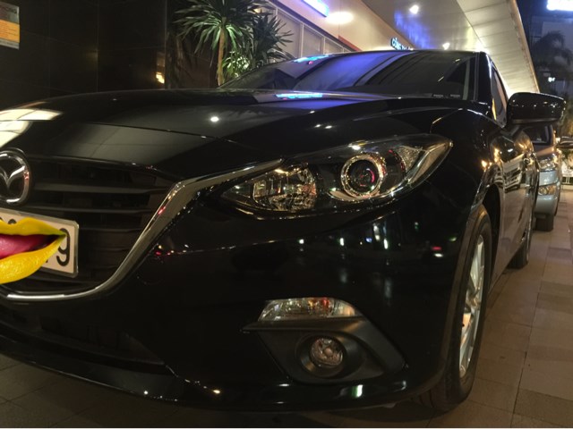 Cần bán xe Mazda 3 đời 2016, màu đen, nhập khẩu nguyên chiếc, giá tốt-1