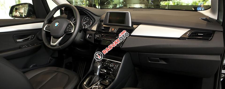 BMW 218i GT moel năm 2017: Dòng xe sang 7 chỗ - Giá tốt nhất trong cùng phân khúc-5