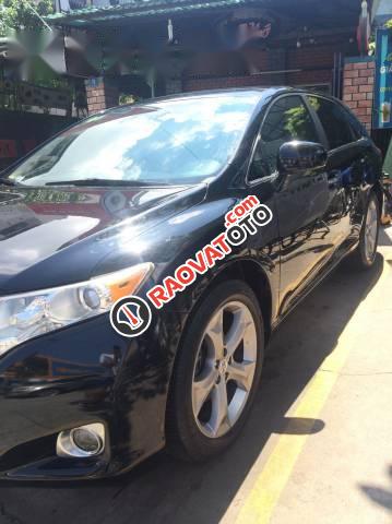 Cần bán lại xe Toyota Venza 3.5 đời 2009, màu đen chính chủ, giá 839tr-0