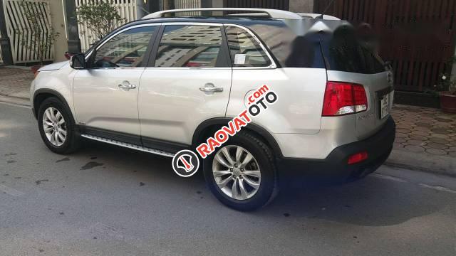 Cần bán xe Kia Sorento sản xuất 2010, màu bạc, xe nhập chính chủ-0