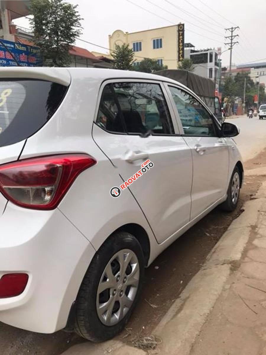 Cần bán xe Hyundai Grand i10 2014, màu trắng, nhập khẩu nguyên chiếc-2