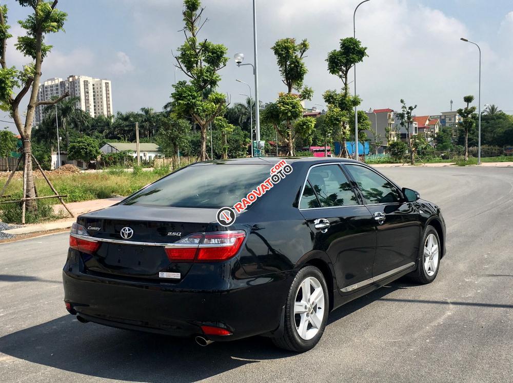 Tiết kiệm 200 triệu khi mua Camry lướt 99%-4