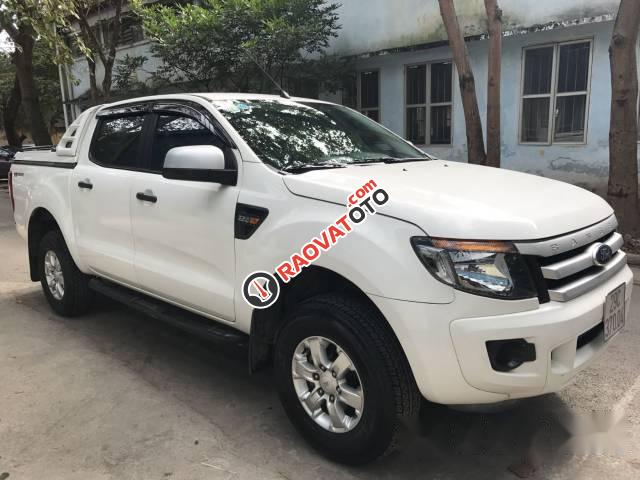 Bán Ford Ranger XLS AT 2014, màu trắng-1