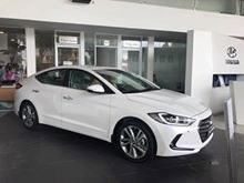 Bán Hyundai Elantra đời 2017, màu trắng, nhập khẩu  -3