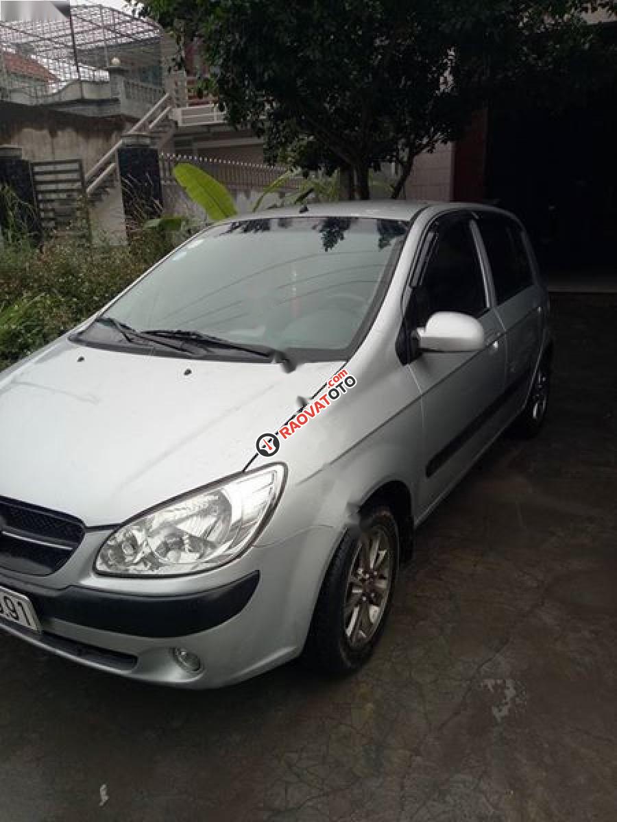 Bán Hyundai Getz 1.1 MT đời 2010, màu bạc, nhập khẩu-0