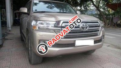 Bán Toyota Land Cruiser V8 VX 4.6L đời 2016, màu vàng cát ít sử dụng-1