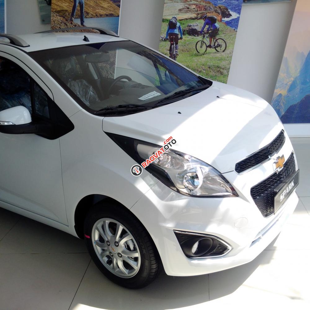 Chevrolet Spark 2017, hỗ trợ vay ngân hàng 80%, gọi Ms. Lam 0939193718-5