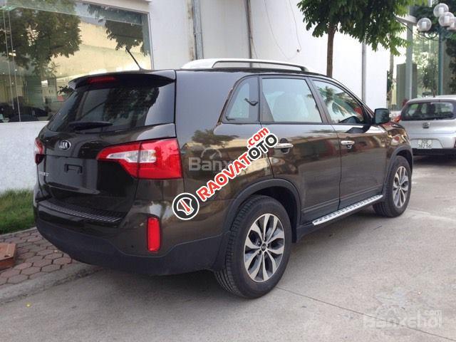 Cần bán Kia Sorento GATH năm 2017, xe mới 100%, giá ưu đãi còn 902tr-3