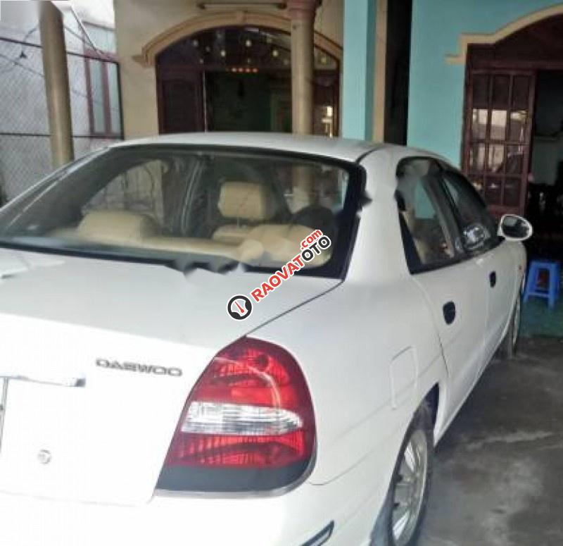 Bán xe Daewoo Nubira II 1.6 đời 2002, màu trắng, giá tốt-4