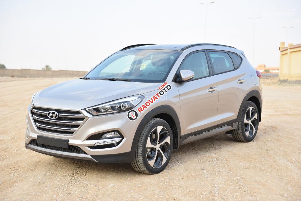 Hyundai Tucson 2018 CKD xe Hot, màu mới - KM khủng-0