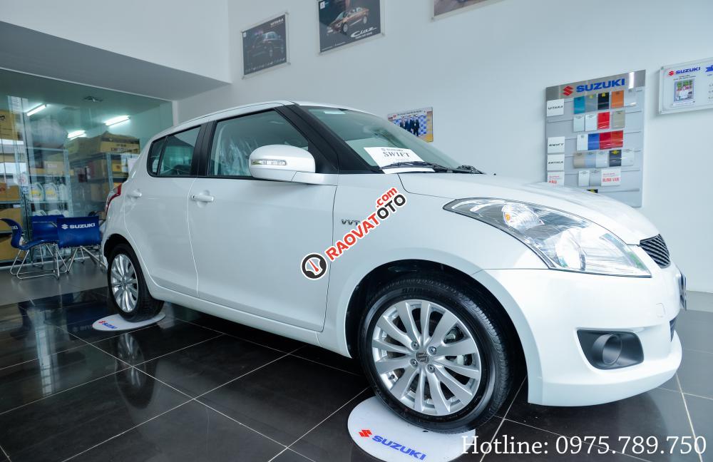 Đại lý Suzuki Việt Anh bán xe Suzuki Swift đời 2018, màu trắng giá tốt kèm nhiều khuyến mãi-10