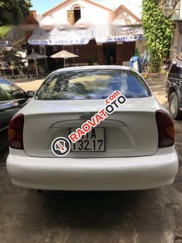 Cần bán Daewoo Lanos đời 2003, màu trắng chính chủ-2