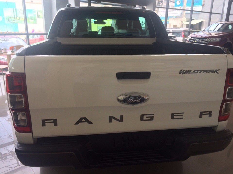 Bán Ford Ranger đời 2017, màu trắng, xe nhập-5