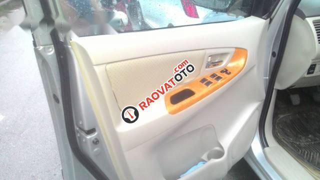 Bán Toyota Innova sản xuất 2009 số sàn, 420tr-3