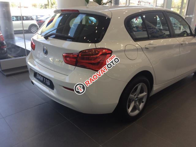 Bán BMW 118i sản xuất 2016, màu trắng, xe nhập-4