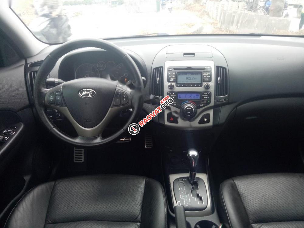 Bán ô tô Hyundai i30 CW 1.6AT 2009, màu đỏ, nhập khẩu nguyên chiếc, giá chỉ 395 triệu-9