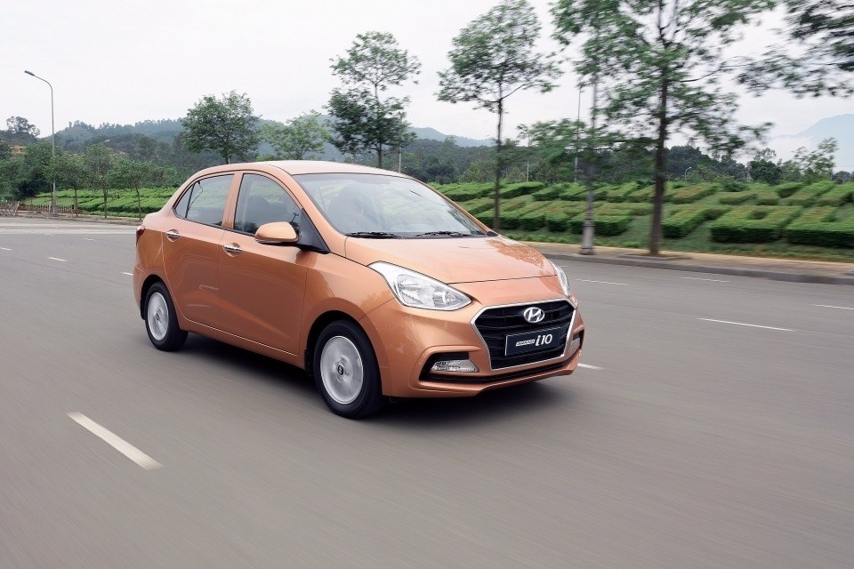 Bán Hyundai Grand i10 đời 2017, nhập khẩu nguyên chiếc-9