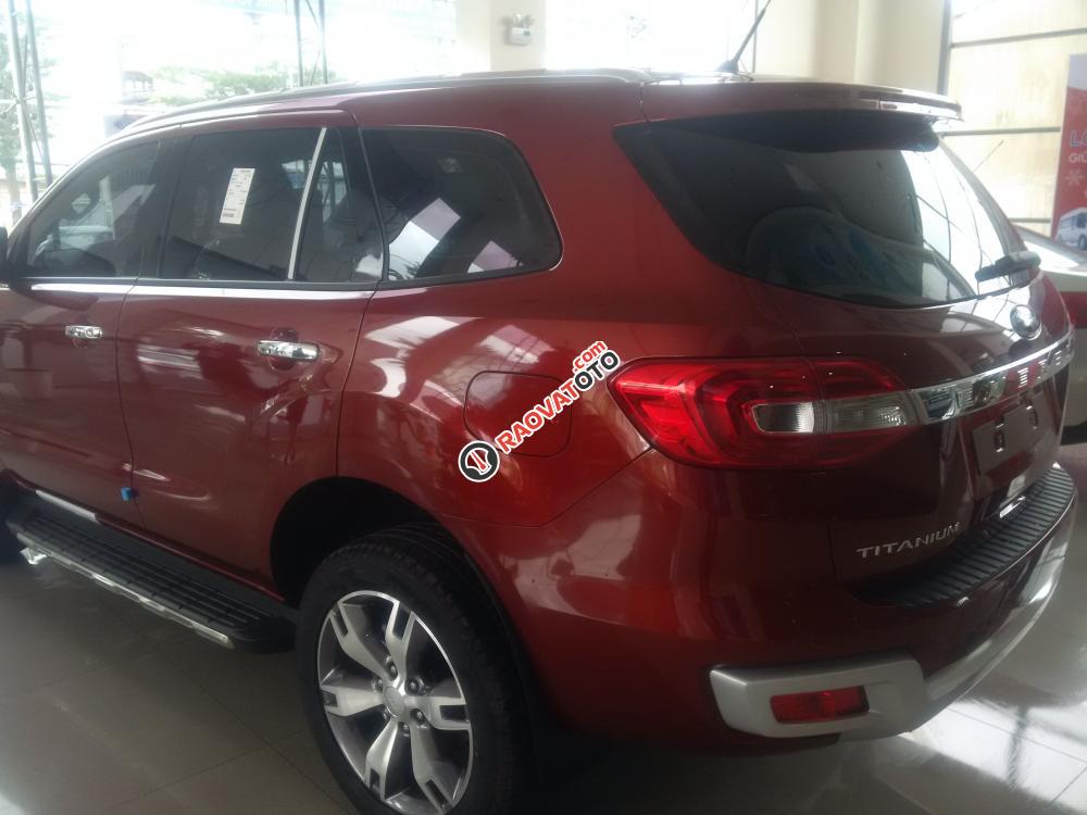 Bán xe Ford Everest mới 100% 2017 giá tốt nhất thị trường, hỗ trợ vay-9