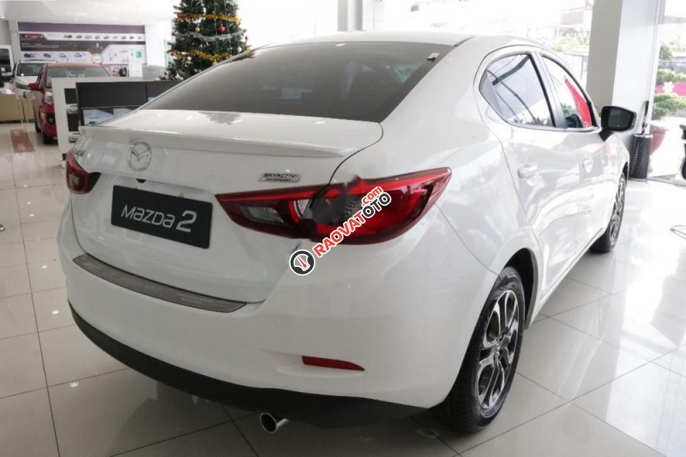 Cần bán Mazda 2 1.5 AT đời 2017, màu trắng-6