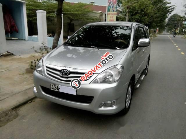 Bán ô tô Toyota Innova G 2009, màu bạc-0