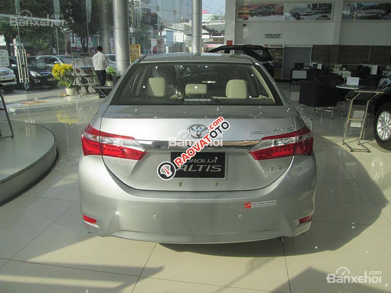 Cần bán Toyota Corolla Altis 2017, khuyến mãi giá xe, tặng phụ kiện và bảo hiểm lên đến 55tr. Giao xe tận nhà-3