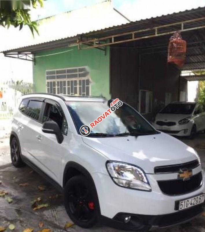 Bán Chevrolet Orlando LTZ 1.8 đời 2017, màu trắng -1