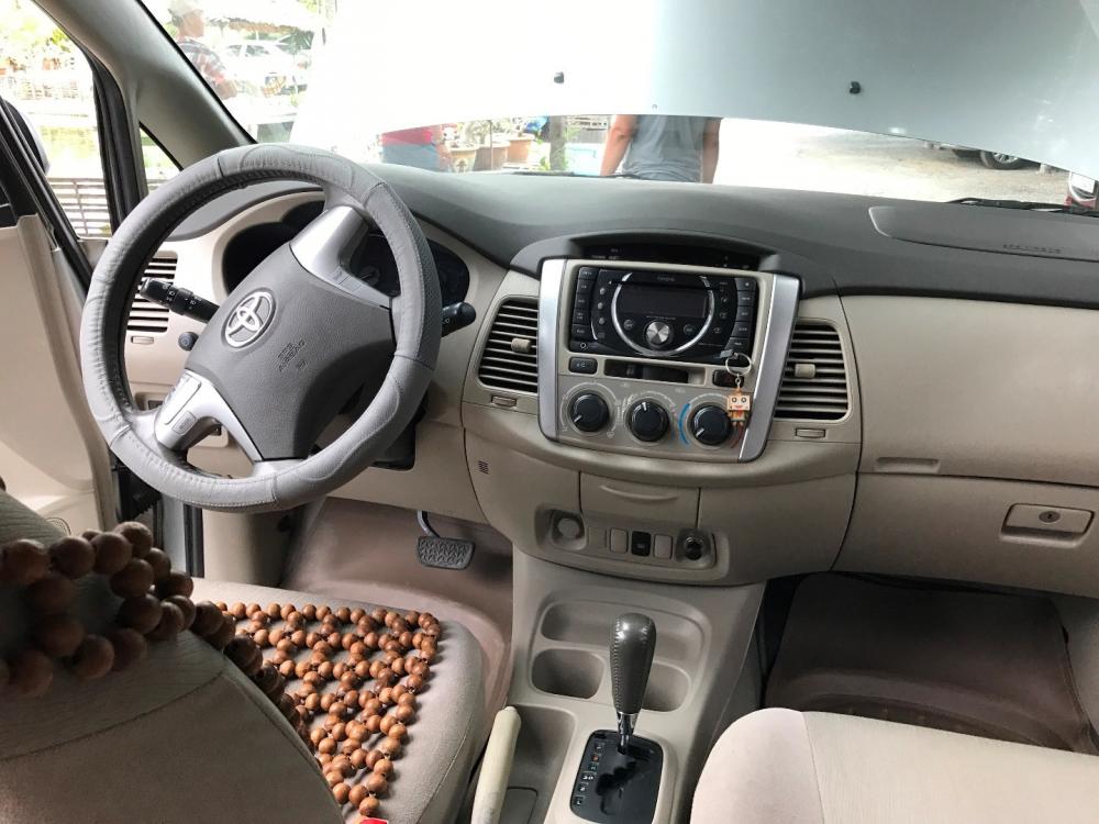 Bán xe Toyota Innova đời 2012, màu bạc, nhập khẩu  -4