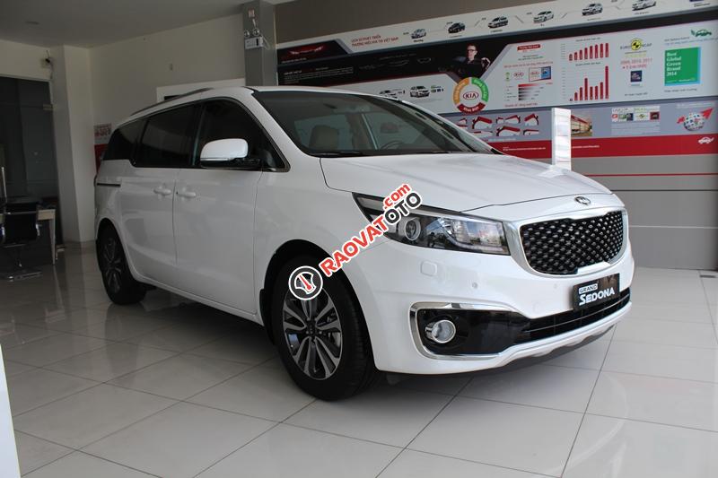 Bán Kia Sedona máy dầu full, có xe giao ngay, thanh toán 250 triệu giao xe-1