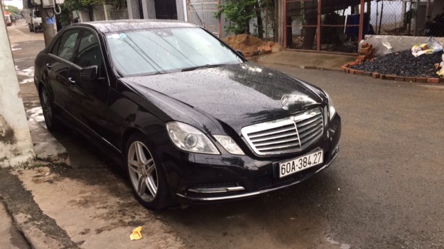 Bán Mercedes E300 AMG đời 2011, màu đen, nhập khẩu, chính chủ, 970 triệu-5