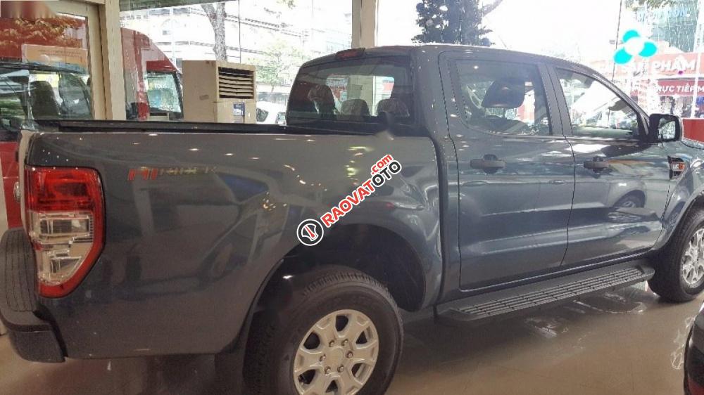 Cần bán Ford Ranger XLS 2.2L 4x2 MT sản xuất 2017, nhập khẩu nguyên chiếc, giá chỉ 644 triệu-3