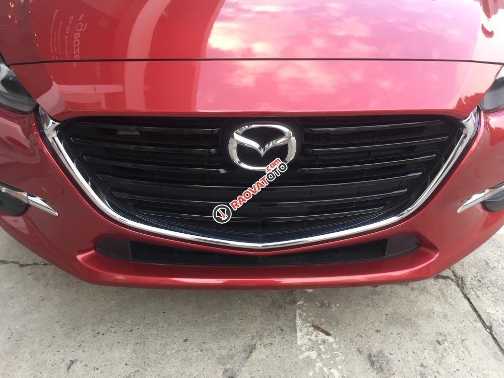 Cần bán xe Mazda 3 2.0 Facelift đời 2017, màu đỏ-12