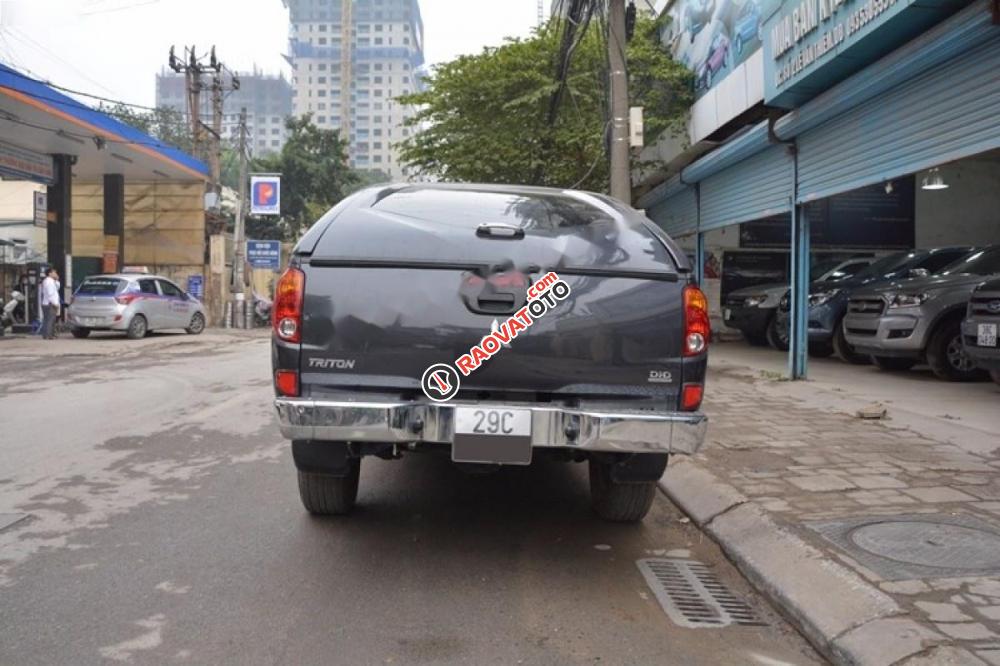 Bán xe Mitsubishi Triton GLX 4x2 MT năm 2013, màu xám, nhập khẩu -2