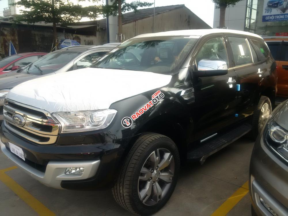 *Everest Titanium 2017 giá tặng BHVC+PK - Hỗ trợ vay ngân hàng lên tới 90%, giao xe ngay-1