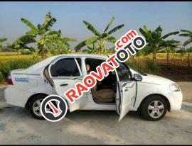 Bán xe Daewoo Gentra năm 2010, màu trắng xe gia đình-3