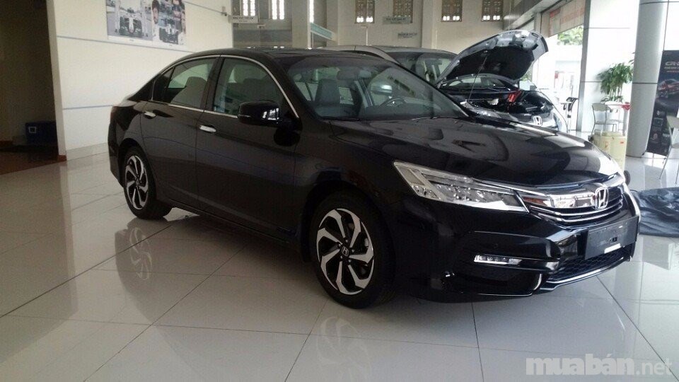 Cần bán Honda Accord đời 2017, màu đen, nhập khẩu-0