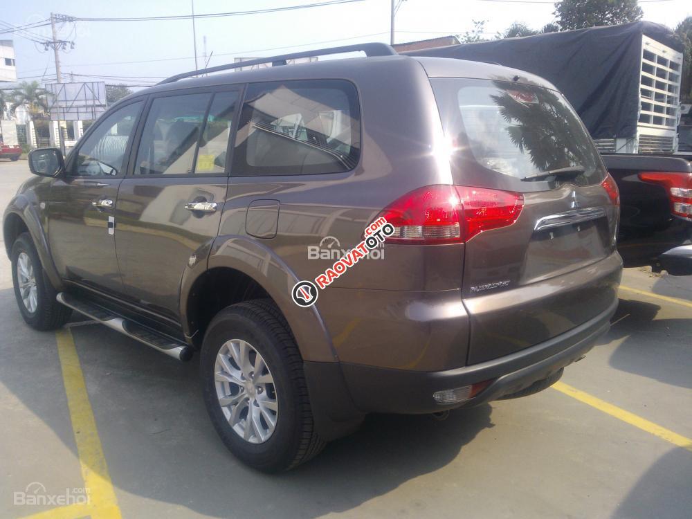 Bán Pajero Sport 1 cầu, số sàn, động cơ 2.5, cho vay đến 80%, lãi suất thấp. LH: 0905.91.01.99-1