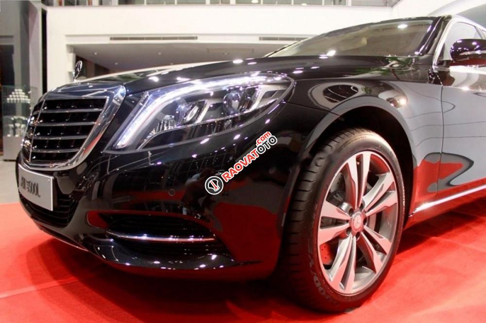 Bán xe Mercedes S500L đời 2016, màu đen như mới-3