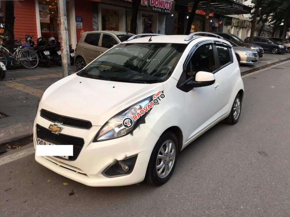 Bán Chevrolet Spark LTZ đời 2014, màu trắng chính chủ, 315 triệu-3