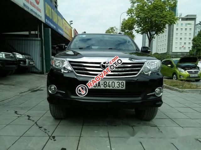 Cần bán gấp Toyota Fortuner V 4x2 đời 2015, màu đen-5