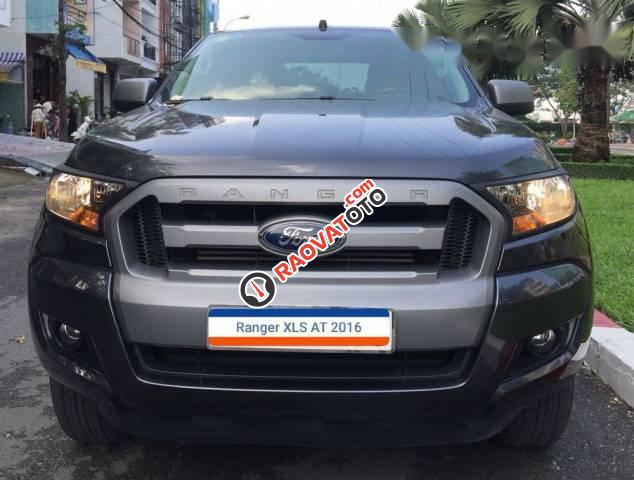 Bán Ford Ranger XLS 2.2L đời 2016, màu xám số tự động, 599 triệu-0