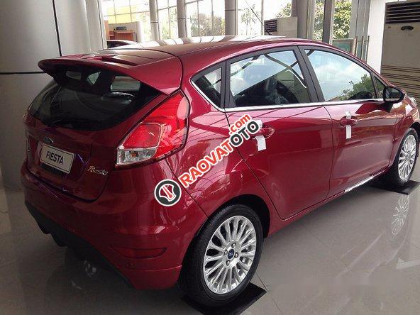 Cần bán xe Ford Fiesta 2017, màu đỏ-0