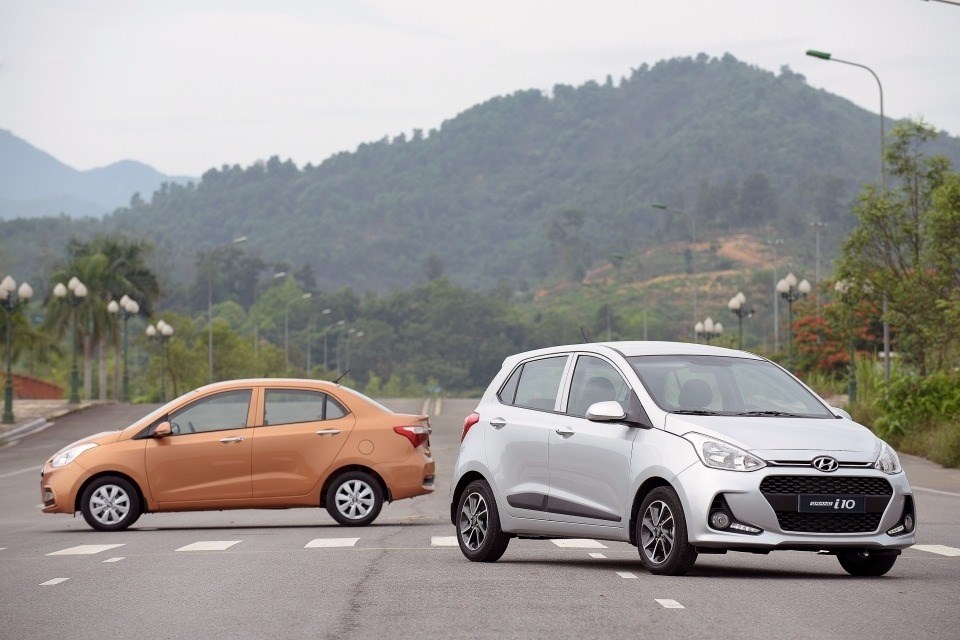 Bán Hyundai Grand i10 đời 2017, nhập khẩu nguyên chiếc-1