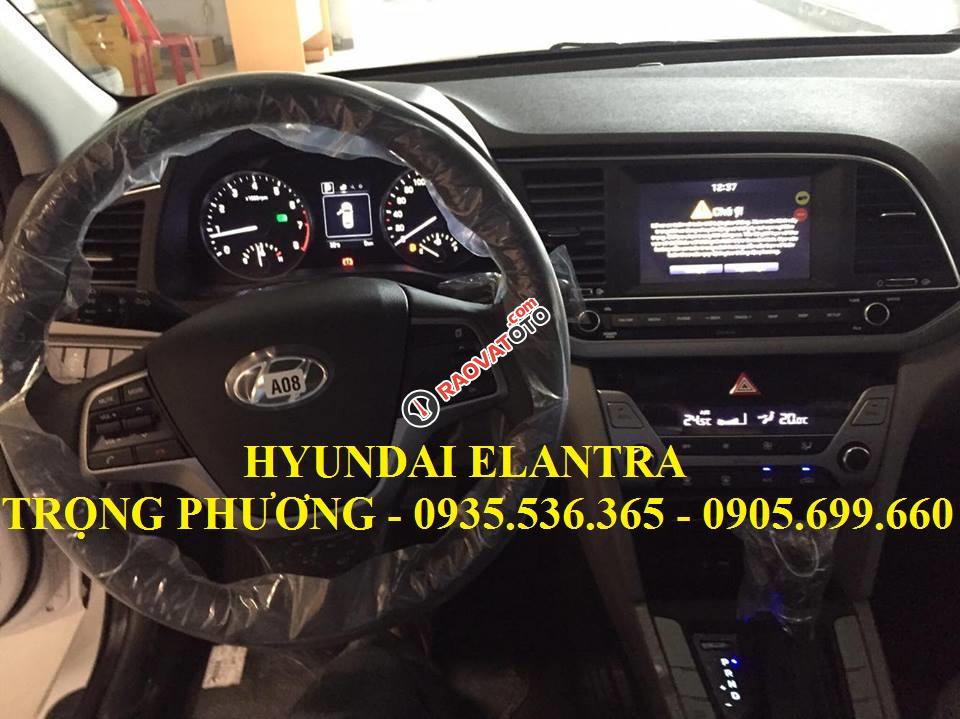 Bán Hyundai Elantra đời 2018 Đà Nẵng, chỉ cần 185 triệu nhận xe ngay-24