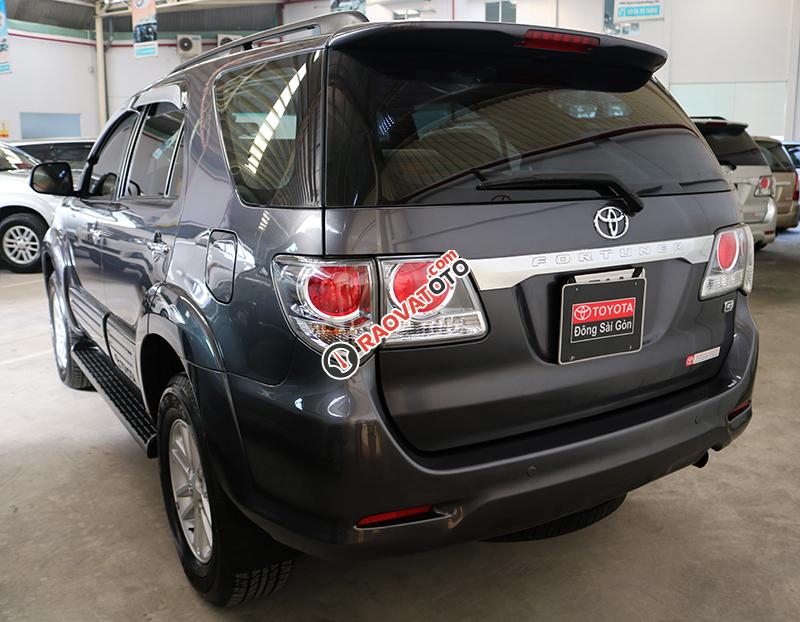 Bán xe Fortuner máy dầu, sản xuất 2014 màu xám-1