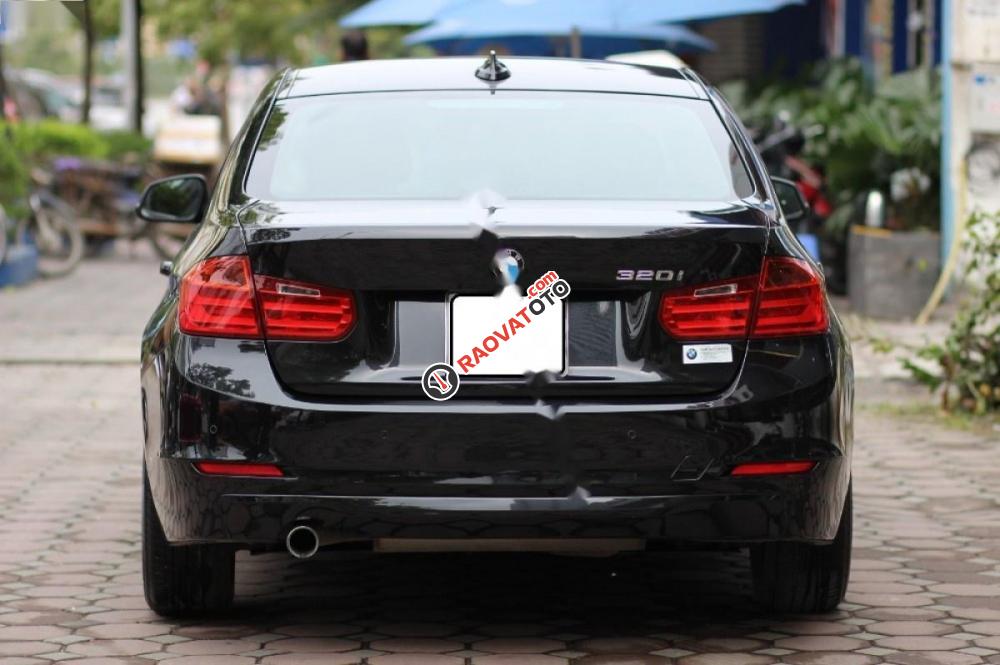 Bán BMW 3 Series 320i đời 2013, màu đen, nhập khẩu nguyên chiếc-3